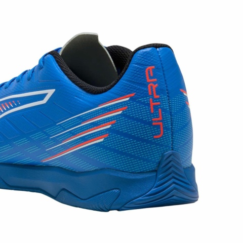 Buty piłkarskie na halę PUMA Ultra 6 Play 108537 01